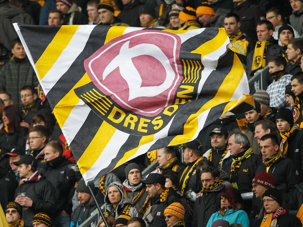 Dresden bleibt Spitzenreiter der 3. Liga