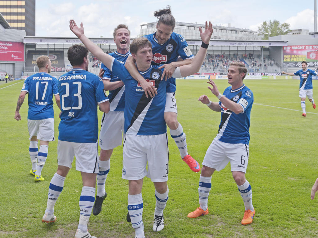 Fabian Klos (M.) bleibt Arminia Bielefeld langfristig erhalten