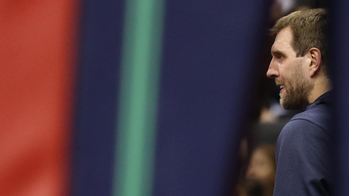 Dirk Nowitzki sieht den Umgang der Deutschen mit ihren Sport-Stars kritisch Dirk Nowitzki sieht den Umgang der Deutschen mit ihren Sport-Stars kritisch