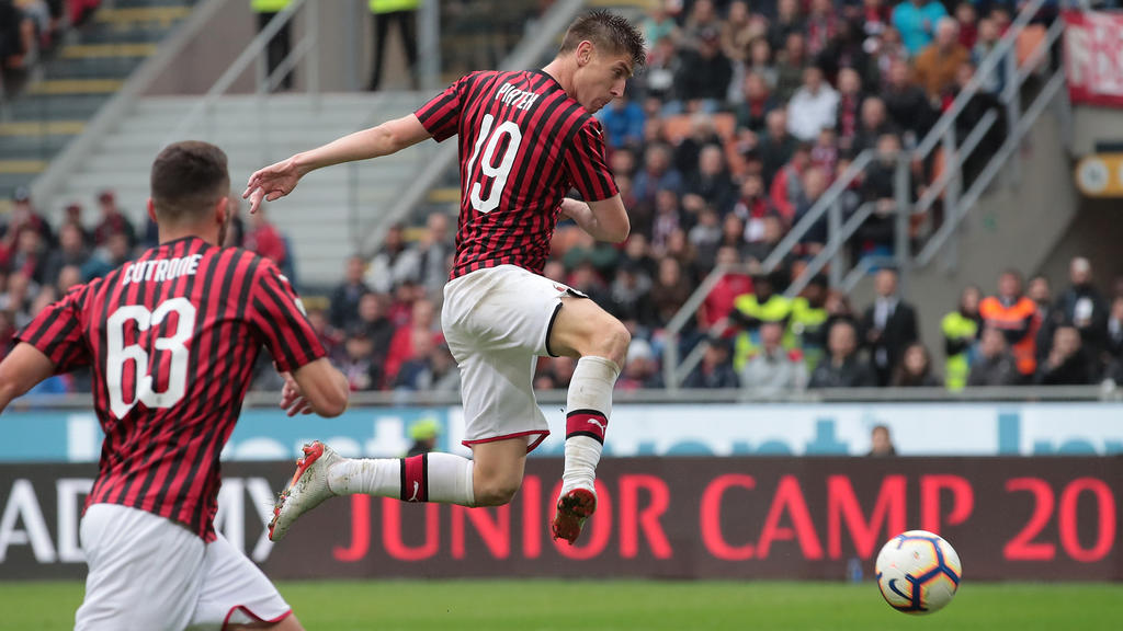 Piatek mantuvo las opciones del Milan a jugar Champions. (Foto: Getty)