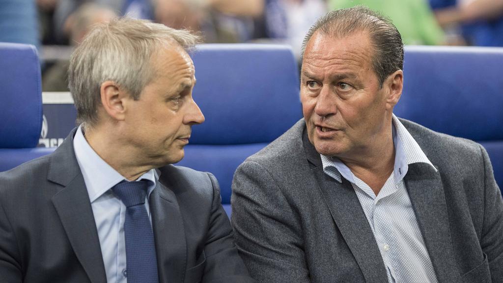 Olaf Thon (l.) äußerte sich zur Entwicklung seines Herzensvereins FC Schalke