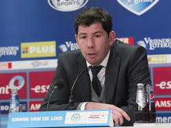 FC Groningen-trainer Erwin van de Looi staat de pers te woord na de wedstrijd tegen Vitesse. (14-12-2014)
