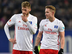Lewis Holtby (r.) will Aaron Hunt von einem Verbleib überzeugen