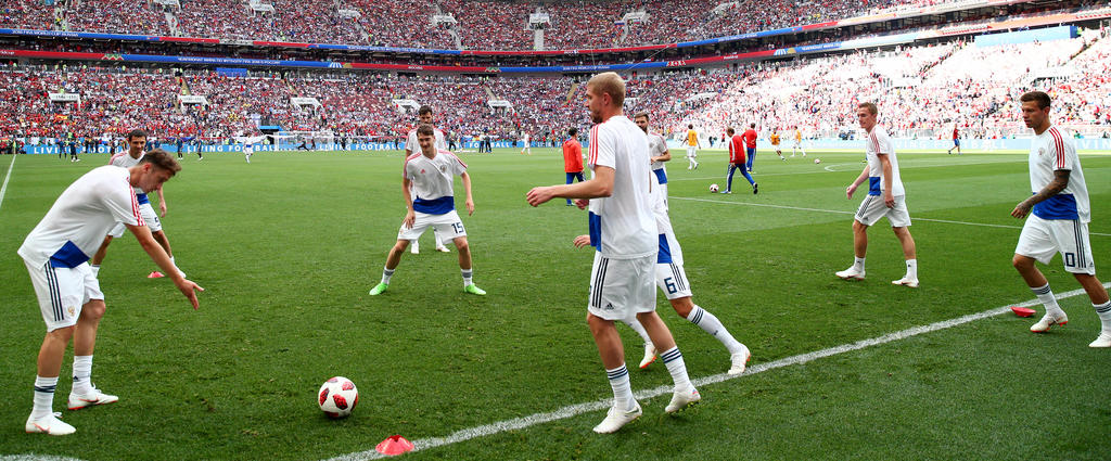 Die russischen Nationalspieler machen sich warm