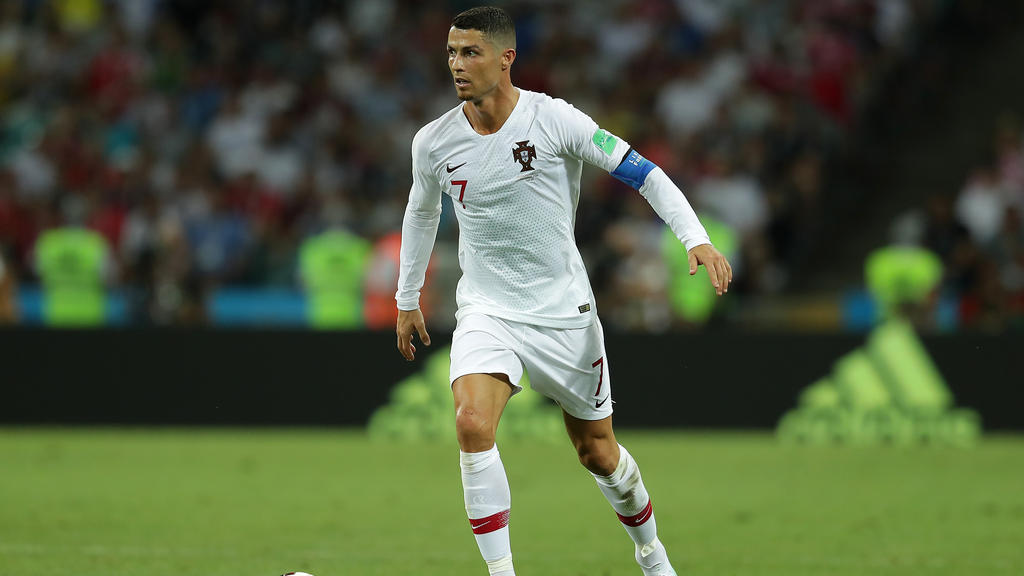 Cristiano Ronaldo soll Montag seinen Vertrag in Turin unterschreiben