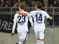 Mitchell Weiser (l.) und Valentin Stocker nehmen wieder am Training Hertha teil