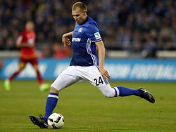 HolgerBadstuber könnte künftig in der Primeira Liga gegen den Ball treten