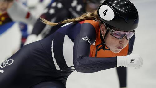 Lara van Ruijven liegt auf der Intensivstation