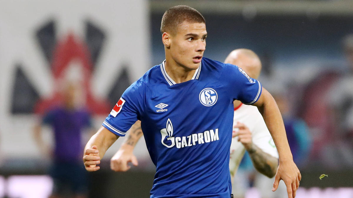 Can Bozdogan verlängert beim FC Schalke 04 Can Bozdogan verlängert beim FC Schalke 04