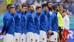 Die italienischen Spieler vor Anpfiff der Begegnung gegen Wales