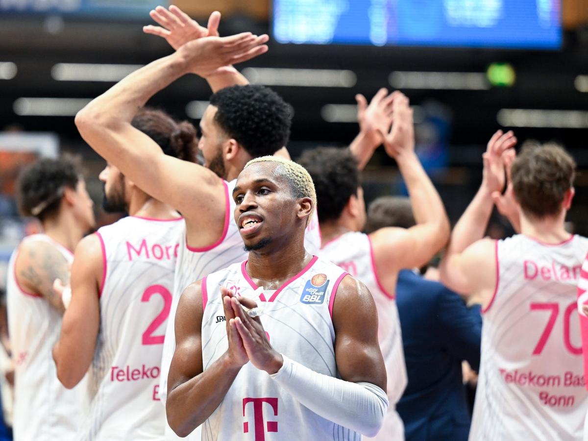 TJ Shorts erzielte 23 Punkte für die Telekom Baskets Bonn