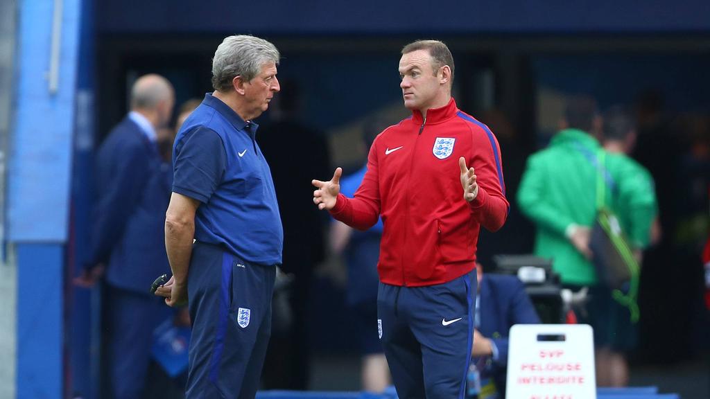 Hodgson and Rooney in 2016