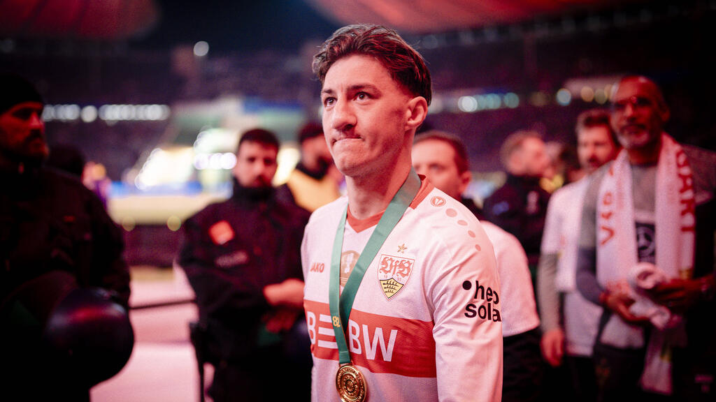 Angelo Stiller ist heiß begehrt, muss aber wohl vorerst beim VfB Stuttgart bleiben Angelo Stiller ist heiß begehrt, muss aber wohl vorerst beim VfB Stuttgart bleiben