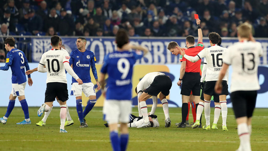 Alexander Nübel flog gegen Eintracht Frankfurt mit Rot vom Platz