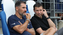 Benjamin Weber (r.) spricht über die Zukunft von Cristian Fiel bei Hertha BSC