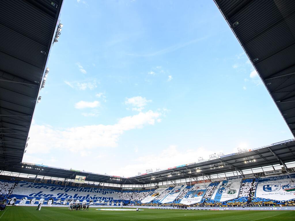 Vor dem Spiel gegen Regensburg kam es zu einem medizinischen Notfall in Magdeburg Vor dem Spiel gegen Regensburg kam es zu einem medizinischen Notfall in Magdeburg