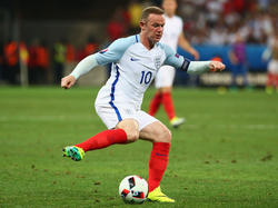 Seit dem Rücktritt von Gerrard Ende 2014 ist Wayne Rooney Kapitän