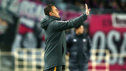 Cannavaro returns to coaching at Serie B side Benevento