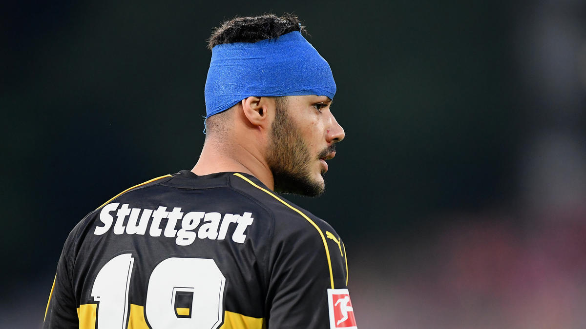 Ozan Kabak wird den VfB Stuttgart wohl noch in diesem Sommer verlassen Ozan Kabak wird den VfB Stuttgart wohl noch in diesem Sommer verlassen