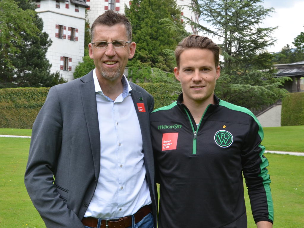 Stefan Rakowitz mit Wacker-Innsbruck Geschäftsführer Ali Hörtnagl