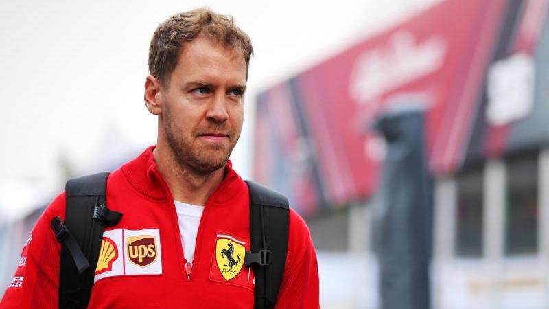 Vettel sitzt wieder "im Cockpit" Vettel sitzt wieder "im Cockpit"