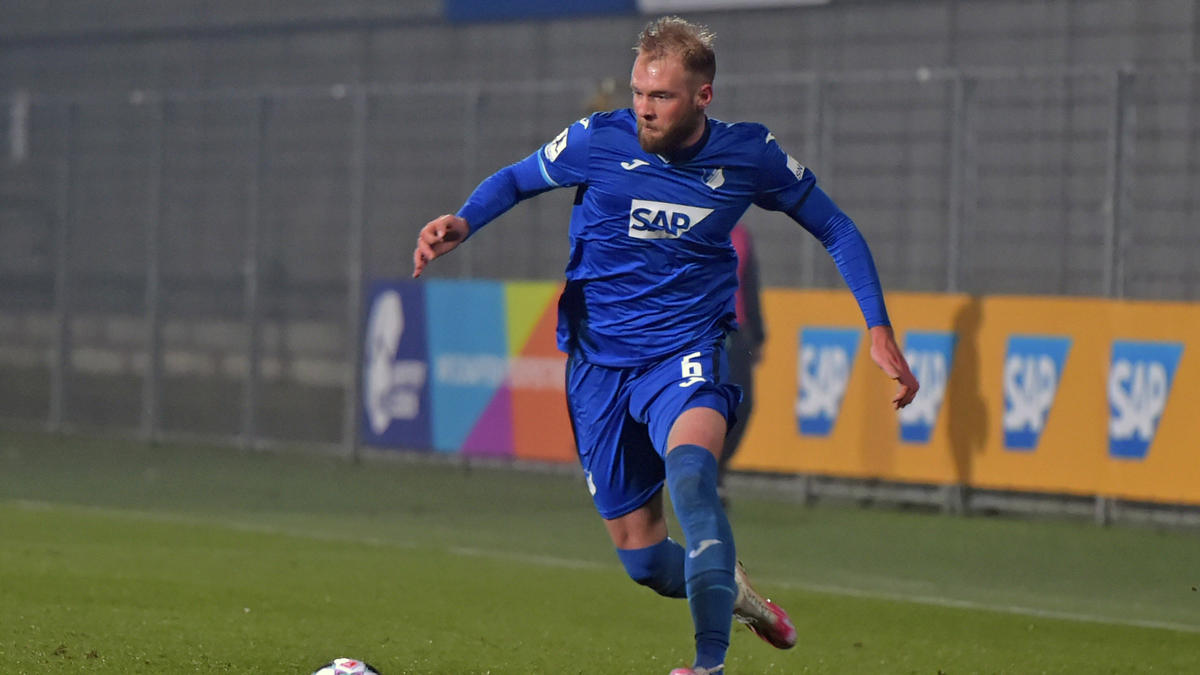 Joao Klauss wird an Standard Lüttich verliehen Joao Klauss wird an Standard Lüttich verliehen