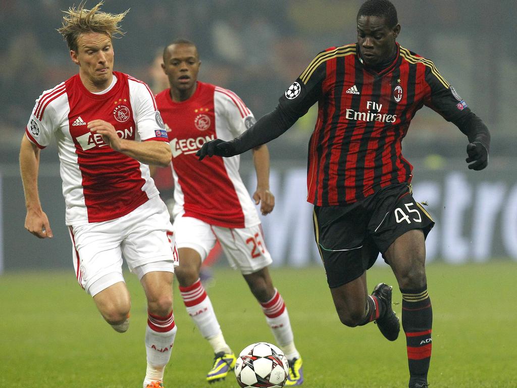 Mario Balotelli (r.) traf nicht - doch gegen Ajax reichte Milan eine Nullnummer
