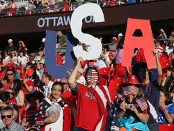Los fans de EEUU animaron a los suyos en Ottawa. (Foto: Imago)