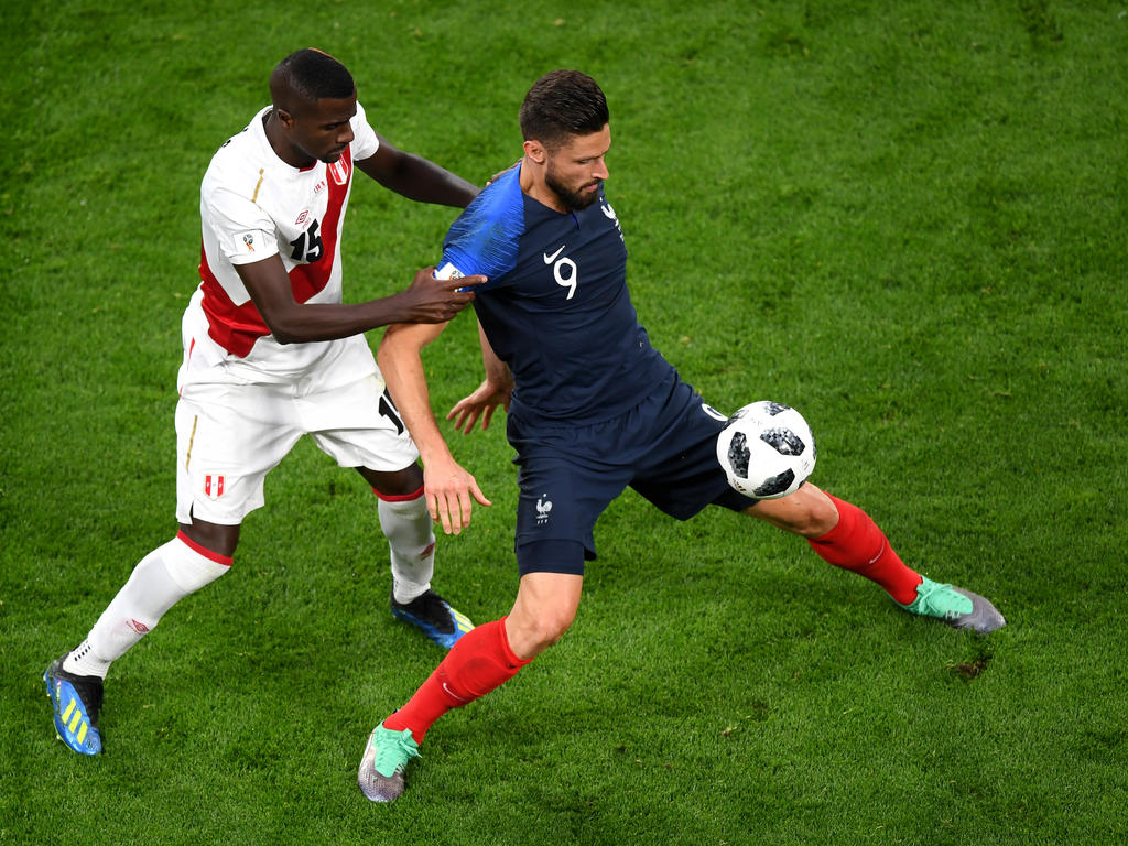 Olivier Giroud sieht die Franzosen trotz der Spielweise im positiven Bereich