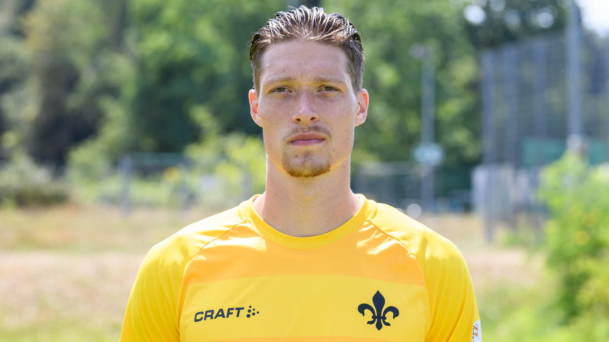 SV Darmstadt 98 bindet Ersatztorwart Florian Stritzel