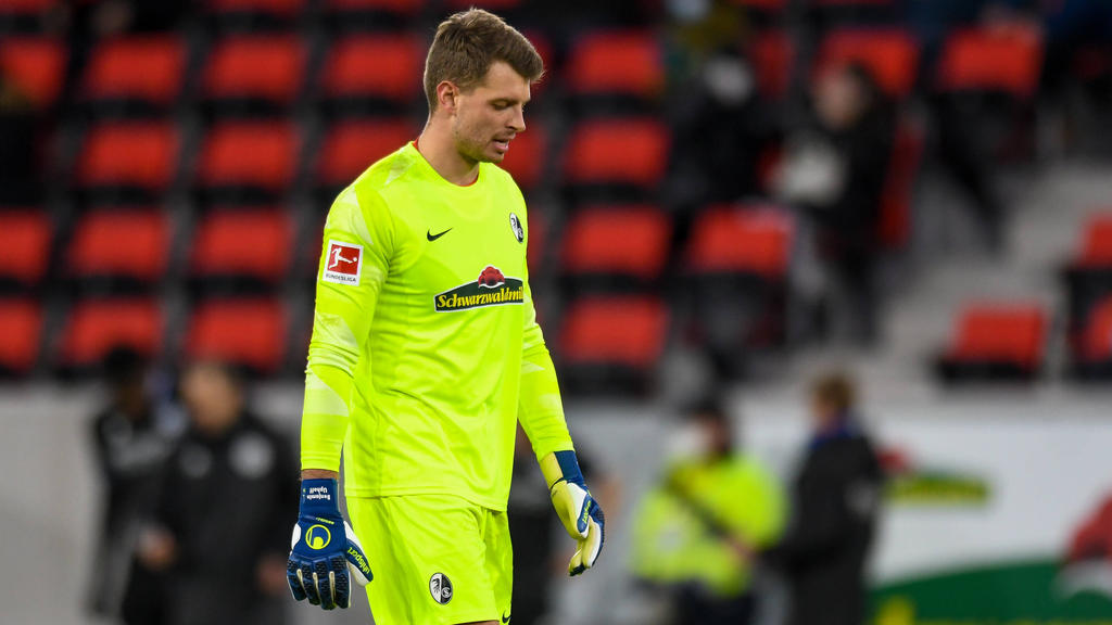 Freiburg-Keeper Benjamin Uphoff erlebte einen unglücklichen Nachmittag Freiburg-Keeper Benjamin Uphoff erlebte einen unglücklichen Nachmittag