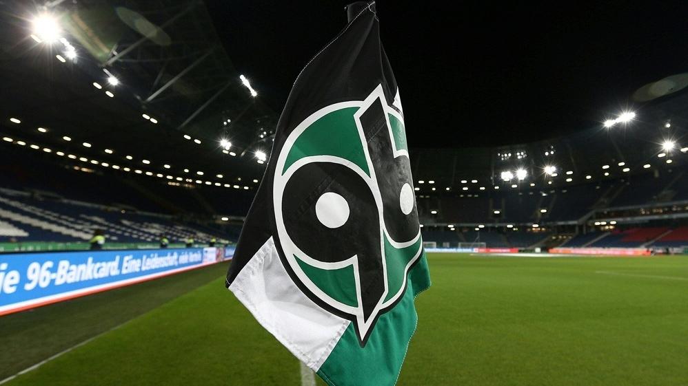 Ramen Cepele von Hannover 96 wird jüngster Nationalspieler Albaniens