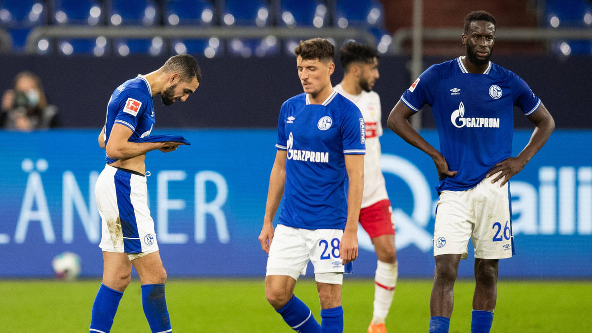 Corona-Alarm auf Schalke: Ein Spieler aus aus dem Profikader wurde positiv auf Covid-19 getestet Corona-Alarm auf Schalke: Ein Spieler aus aus dem Profikader wurde positiv auf Covid-19 getestet