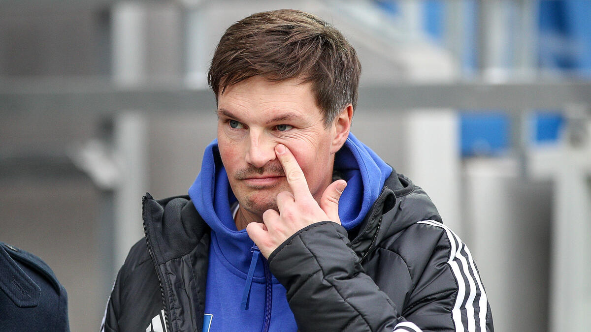 Merlin Polzin bleibt bis zum Winter Trainer des HSV