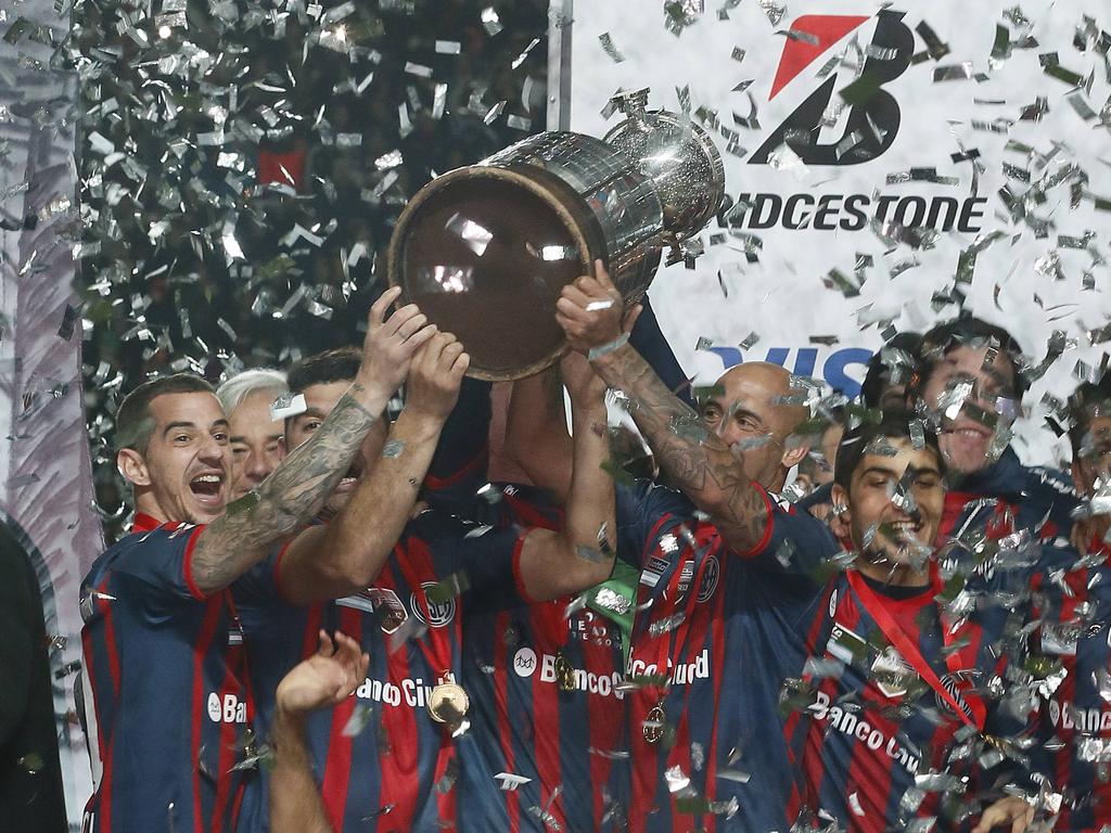 Die Spieler von San Lorenzo feiern den Copa-Libertadores-Sieg 2014