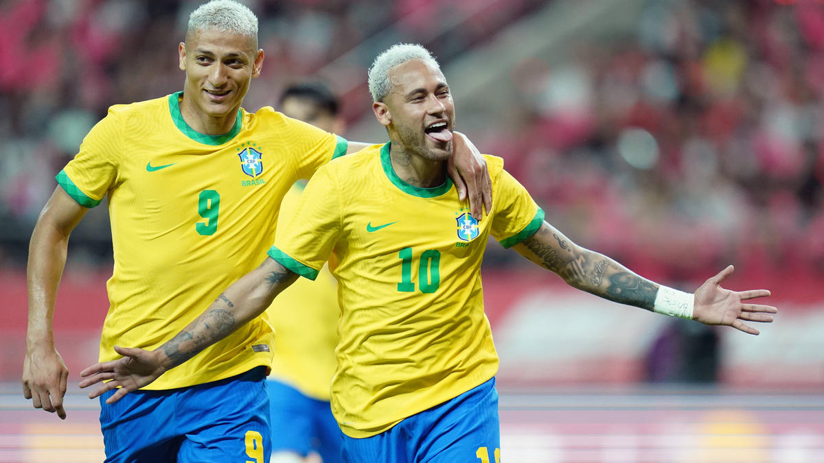 Doppelpack bei Brasiliens Sieg für Neymar