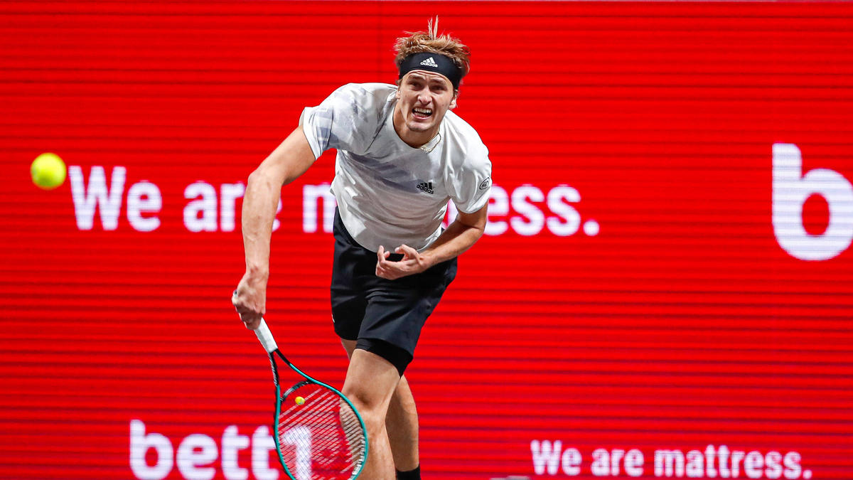Alexander Zverev steht im Halbfinale von Köln Alexander Zverev steht im Halbfinale von Köln