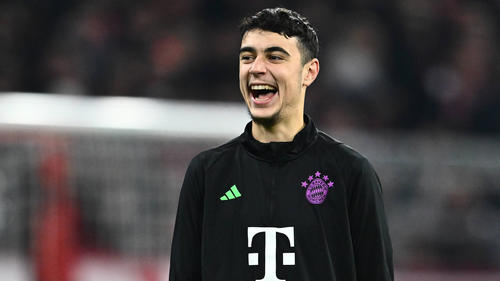 Aleksandar Pavlovic vom FC Bayern wurde für die U20-Nationalmannschaft nominiert