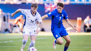 Titelverteidiger England patzt bei der U21-EM