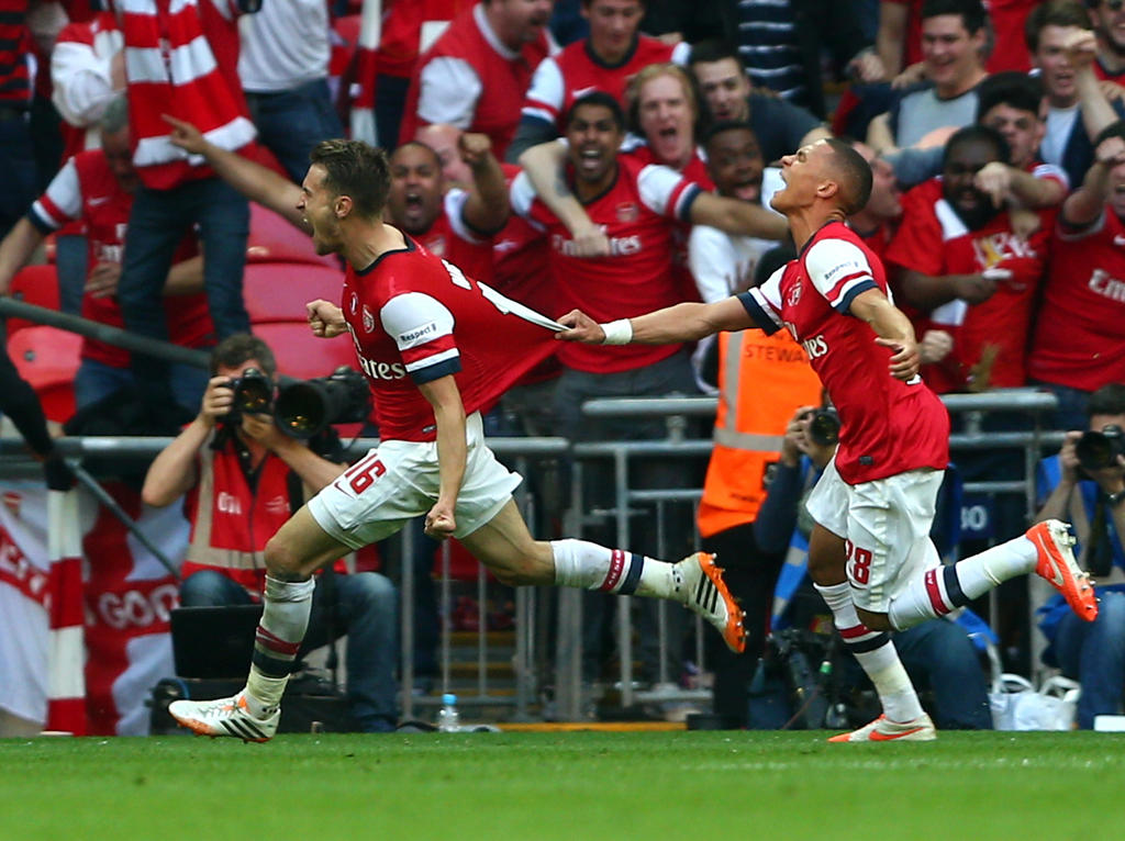 Arsenals Aaron Ramsey (l.) & Kieran Gibbs