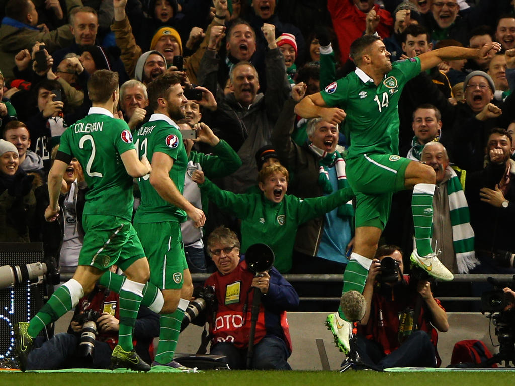 Irland gelingt die Quali zur EM gegen Bosnien