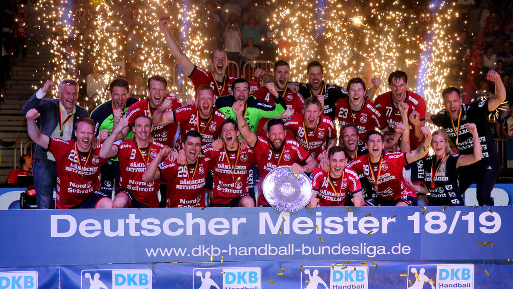 Die Flensburger feierten die erfolgreiche Titelverteidigung Die Flensburger feierten die erfolgreiche Titelverteidigung