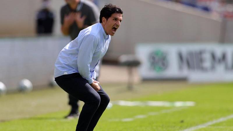 Angesäuert: 96-Coach Kenan Kocak Angesäuert: 96-Coach Kenan Kocak
