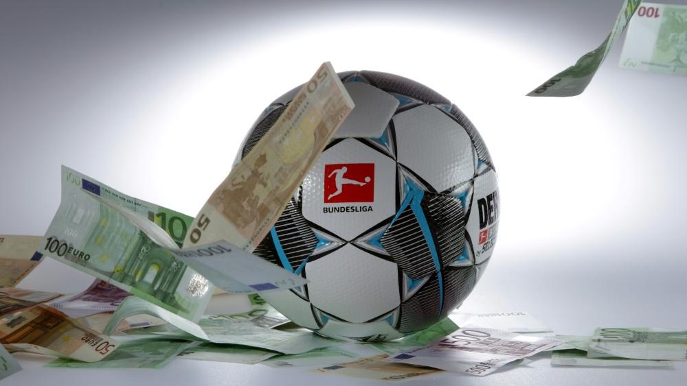 Ex-DFL-Finanzchef: Salary Cap im Fußball unrealistisch Ex-DFL-Finanzchef: Salary Cap im Fußball unrealistisch