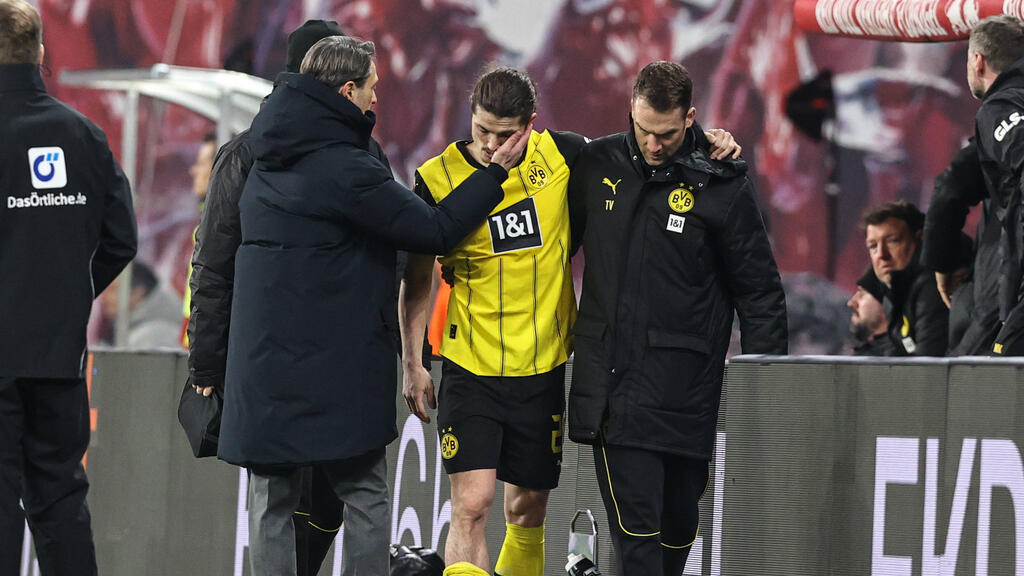 BVB-Profi Marcel Sabitzer hat sich womöglich schwerer verletzt BVB-Profi Marcel Sabitzer hat sich womöglich schwerer verletzt
