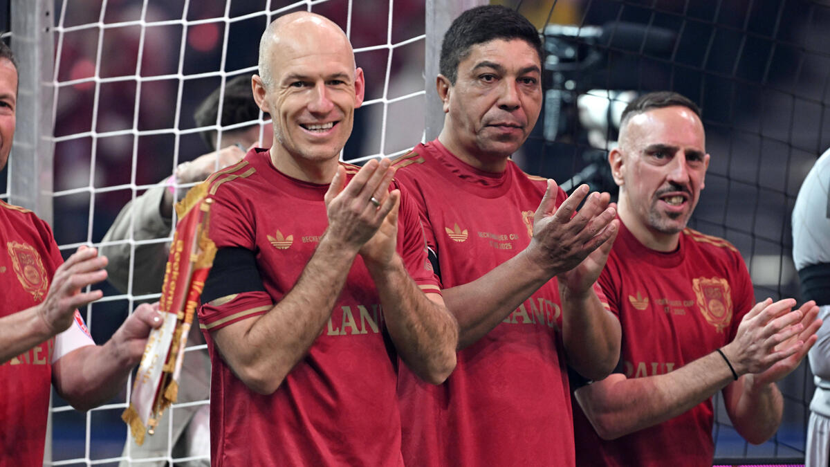 Arjen Robben (l.) ist beim FC Bayern eine echte Vereinslegende