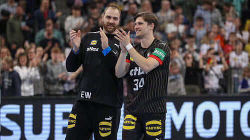 Torwart Andreas Wolff (l.) fehlt gegen die Türkei