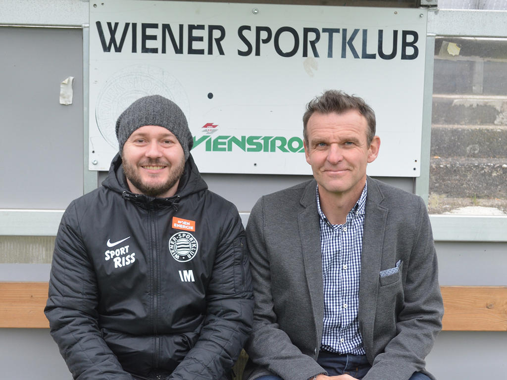 Der sportliche Leiter Ingo Mach ((l.) mit dem neuen Sportklub-Trainer Johannes Uhlig (r.) / © Rene de Angelis