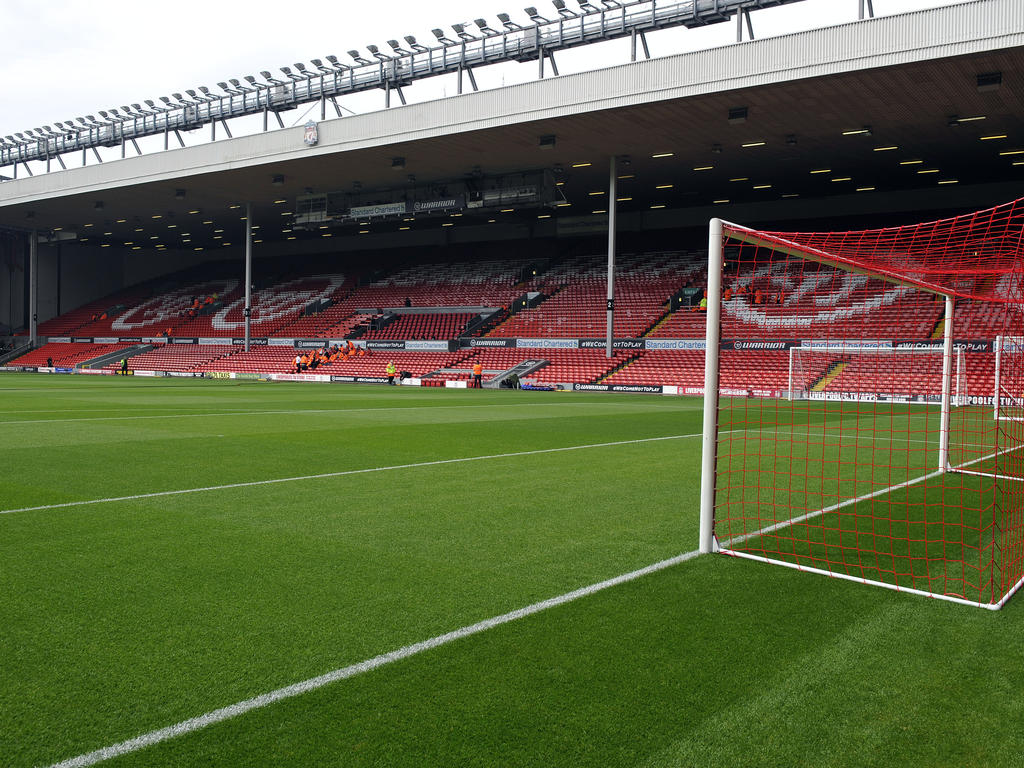 Der Main Stand von Liverpools Stadion an der Anfield Road wird aufgestockt