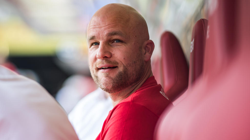 Sportvorstand Rouven Schröder ist über die Imageverbesserung beim FSV Mainz 05 erfreut Sportvorstand Rouven Schröder ist über die Imageverbesserung beim FSV Mainz 05 erfreut